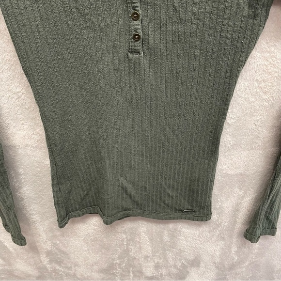 Hollister women’s Y2K Henley thermal shirt long sleeve green size XS - Picture 4 of 7